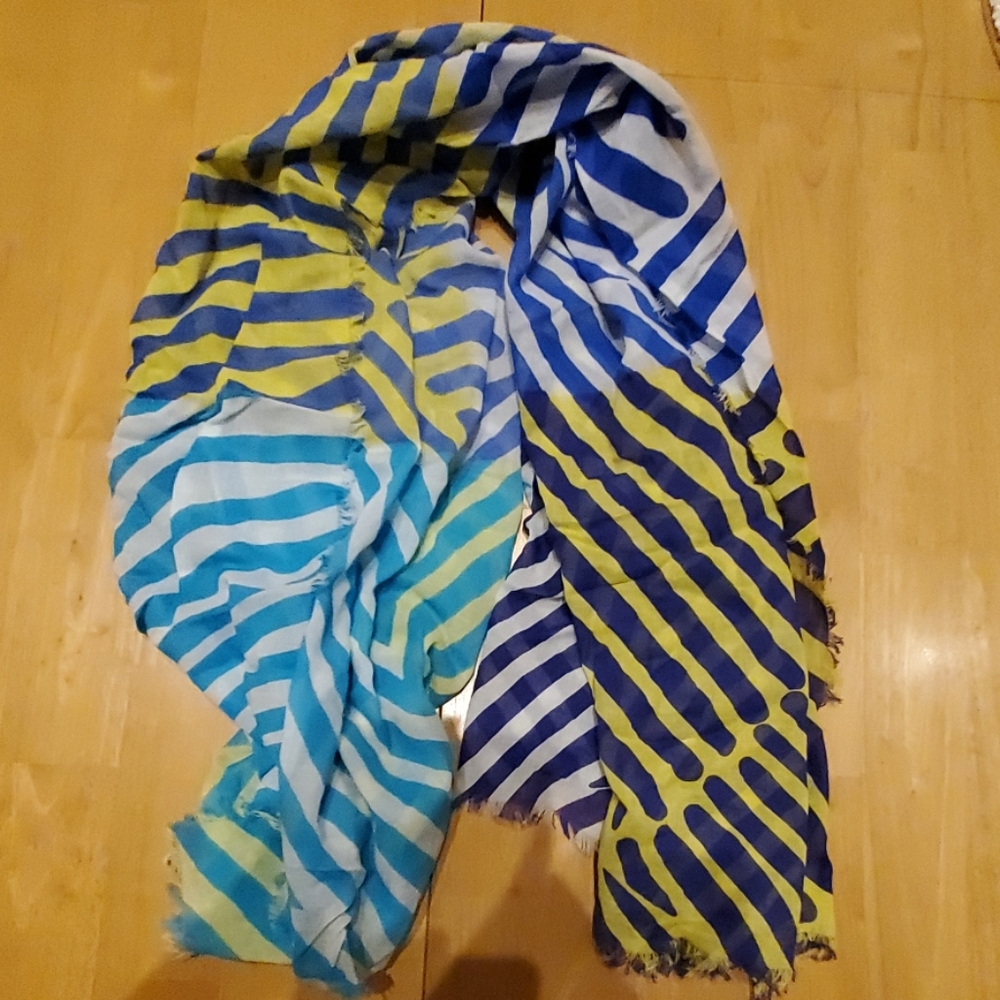 LOFT Square Scarf
